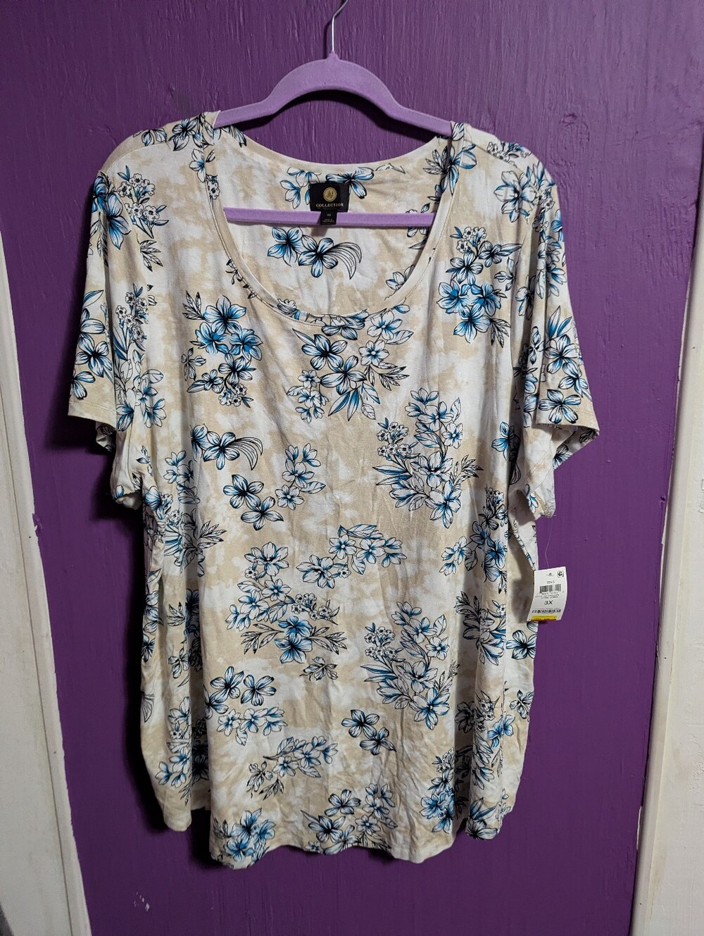 💜 NWT $43 JM Collection Tan White Blue Tie Dye Floral Short Sleeve Tee 3X 22